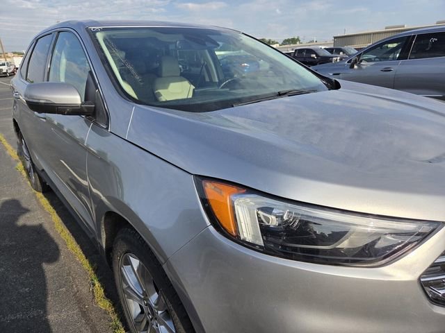 Certified 2022 Ford Edge Titanium AWD/4WD image 9