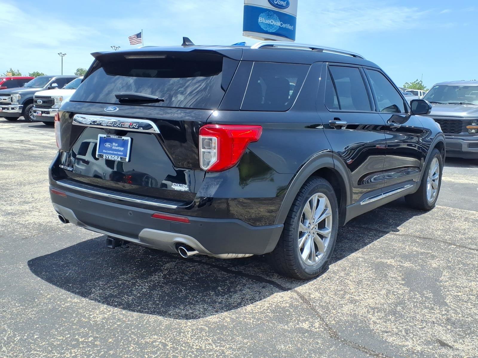 Certified 2021 Ford Explorer Limited w/ Equipment Group 301A RWD image 5
