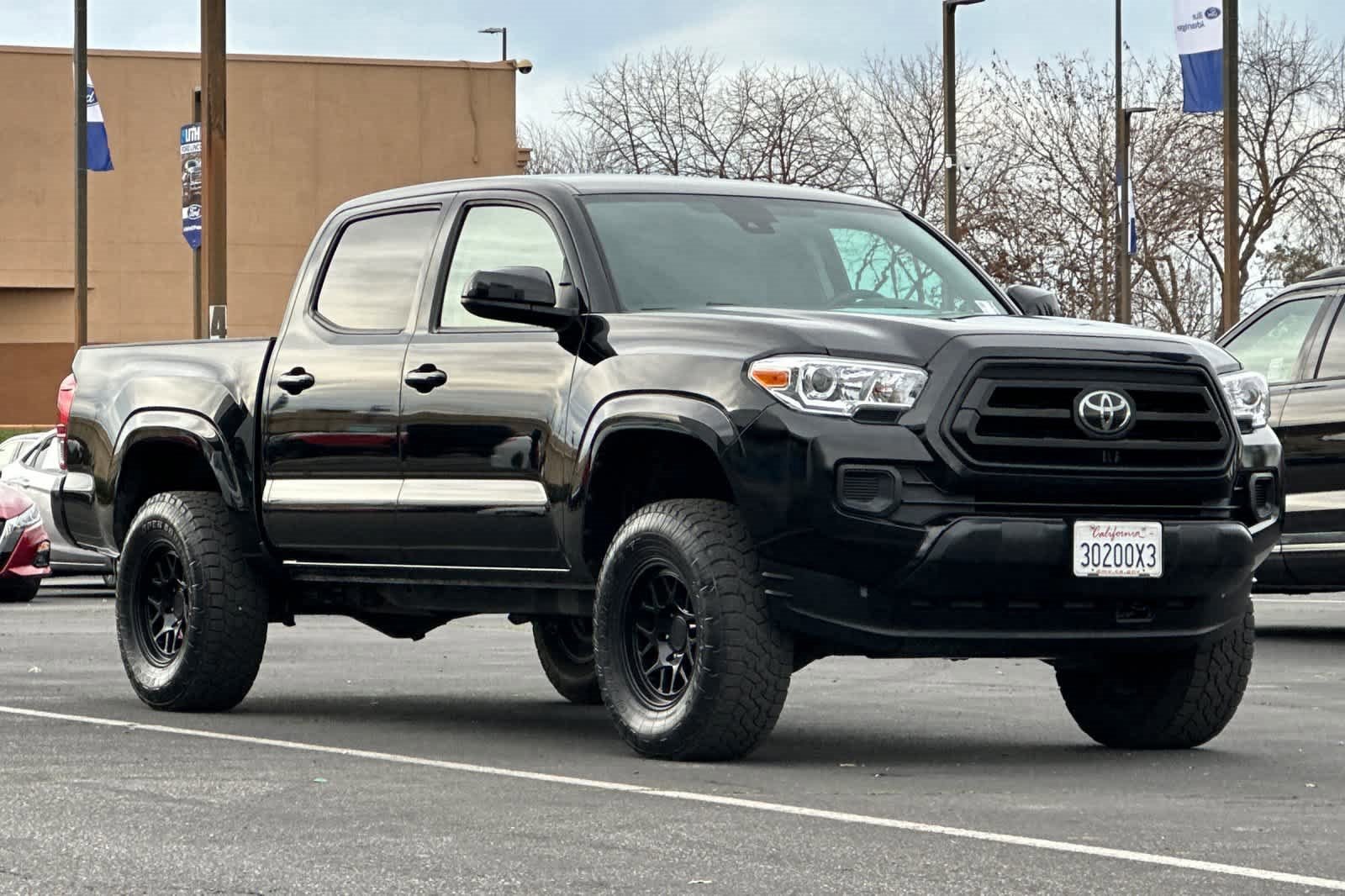 Used 2022 Toyota Tacoma SR image 7