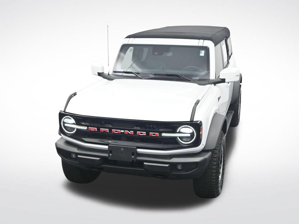 Certified 2024 Ford Bronco Outer Banks w/ Sasquatch Package AWD/4WD image 24