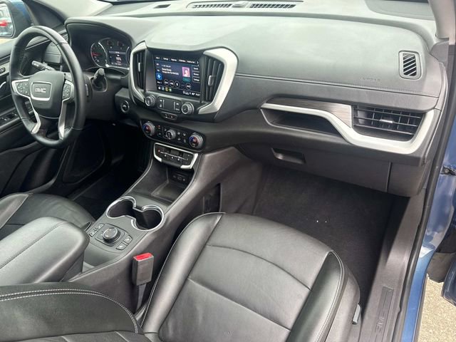 Used 2024 GMC Terrain SLT AWD/4WD image 20