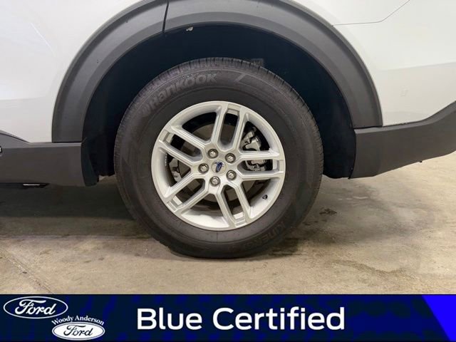 Certified 2025 Ford Explorer Active w/ Active Comfort Package RWD image 8