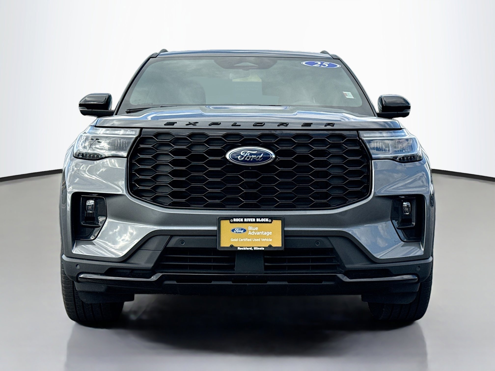 Certified 2025 Ford Explorer ST-Line w/ Premium Package AWD/4WD image 5