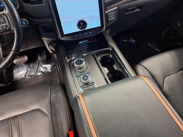 Certified 2022 Ford Expedition Platinum image 17
