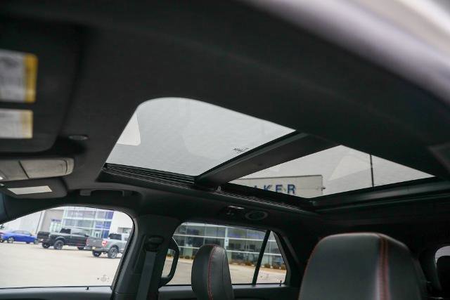 Certified 2023 Ford Explorer ST-Line w/ Class IV Trailer Tow Package image 23