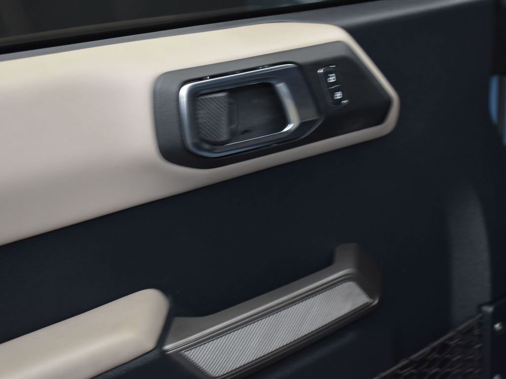 Certified 2023 Ford Bronco Wildtrak image 9