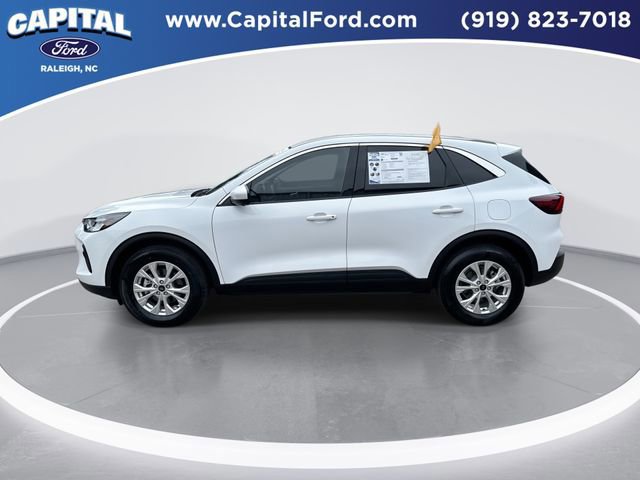 Certified 2023 Ford Escape Active w/ Tech Pack #2 image 3