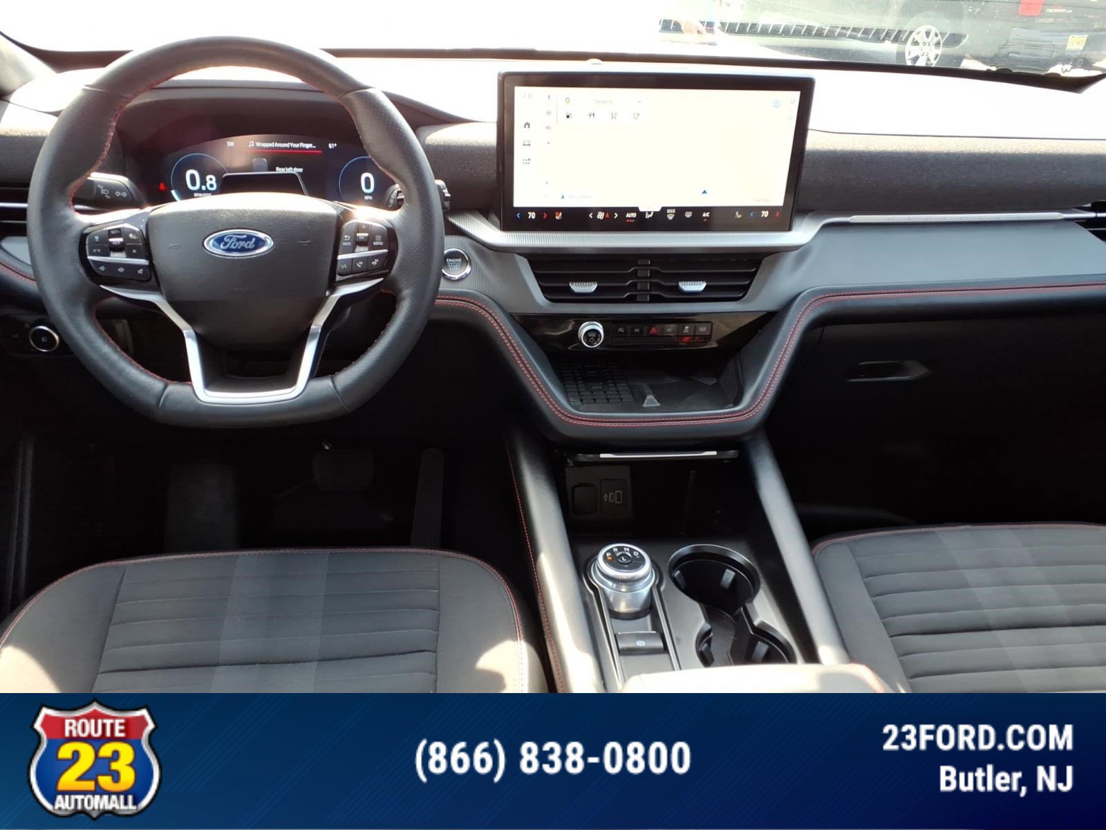 Certified 2025 Ford Explorer ST-Line w/ Premium Package AWD/4WD image 12