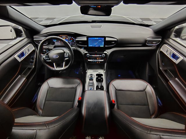 Certified 2022 Ford Explorer ST-Line AWD/4WD image 2