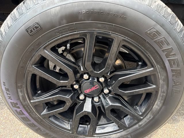 Used 2025 GMC Sierra 1500 Elevation AWD/4WD image 14