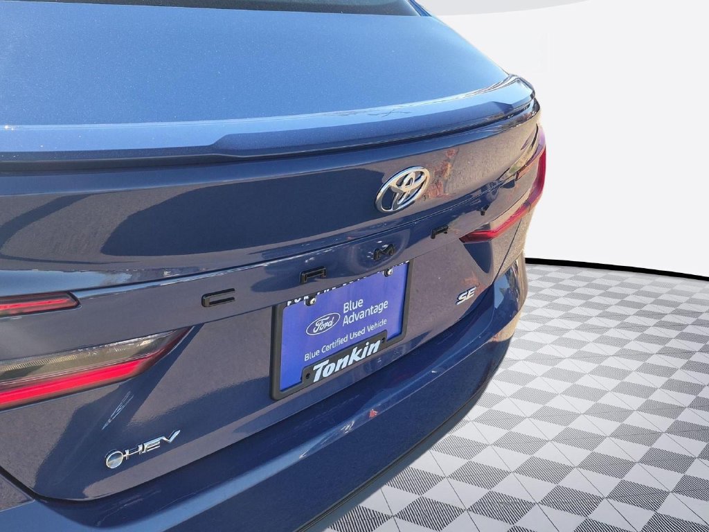 Used 2025 Toyota Camry SE FWD image 23