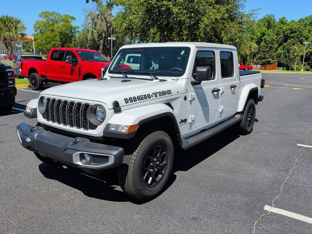 Used 2024 Jeep Gladiator Sport AWD/4WD image 3