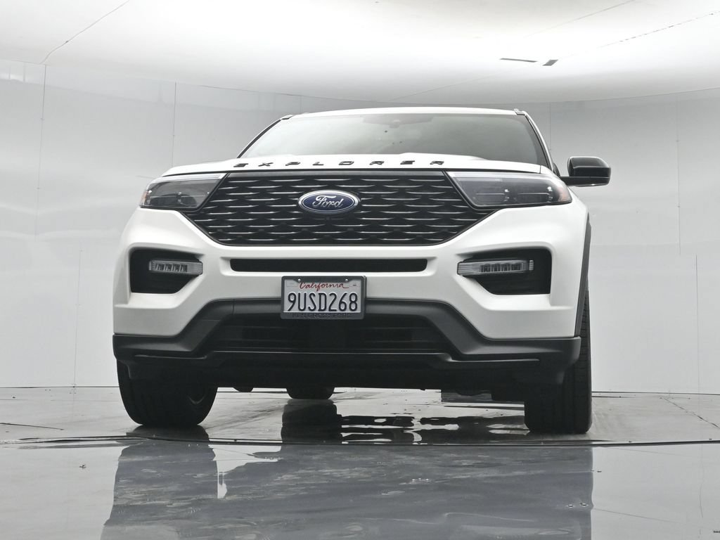 Certified 2024 Ford Explorer ST-Line w/ Class IV Trailer Tow Package RWD image 54