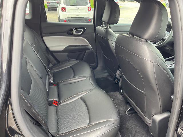 Used 2023 Jeep Compass Limited AWD/4WD image 9