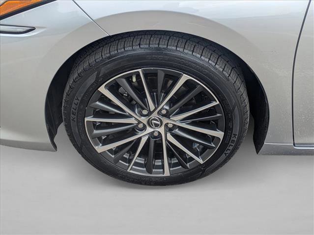 Used 2023 Lexus ES 350 w/ Premium Package FWD image 21