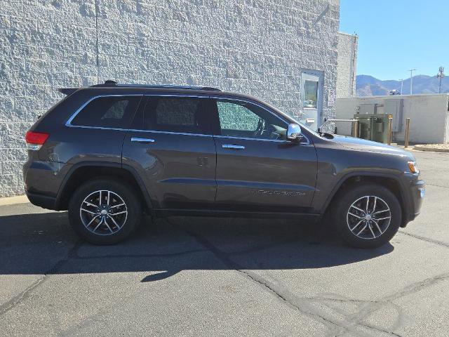 Used 2018 Jeep Grand Cherokee Limited w/ Luxury Group II AWD/4WD image 2