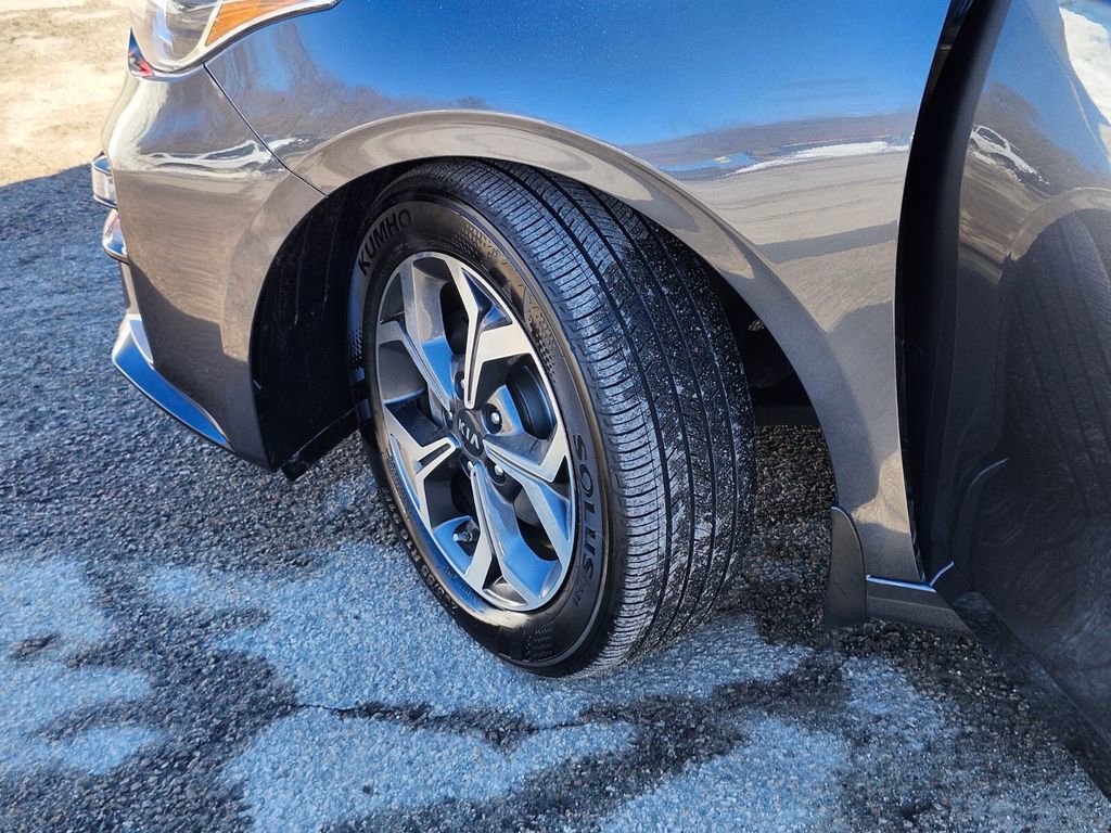 Used 2019 Kia Forte LXS image 30