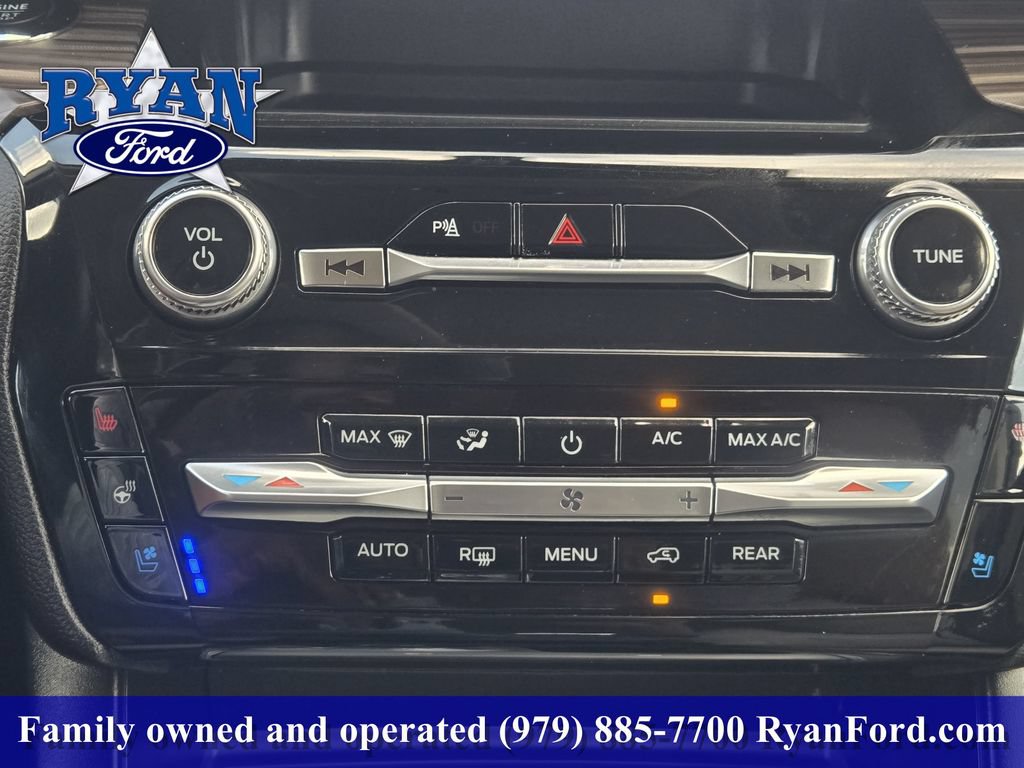 Certified 2024 Ford Explorer Limited AWD/4WD image 14