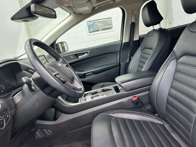 Certified 2024 Ford Edge SEL w/ Convenience Package AWD/4WD image 8
