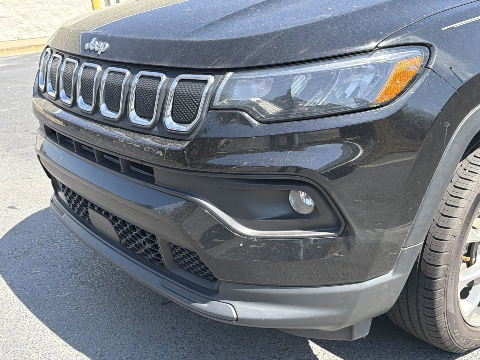 Used 2022 Jeep Compass Latitude image 9