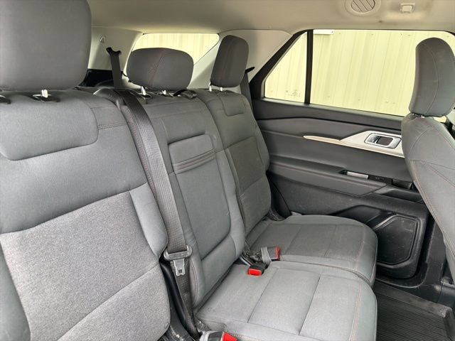 Certified 2025 Ford Explorer Active AWD/4WD image 9
