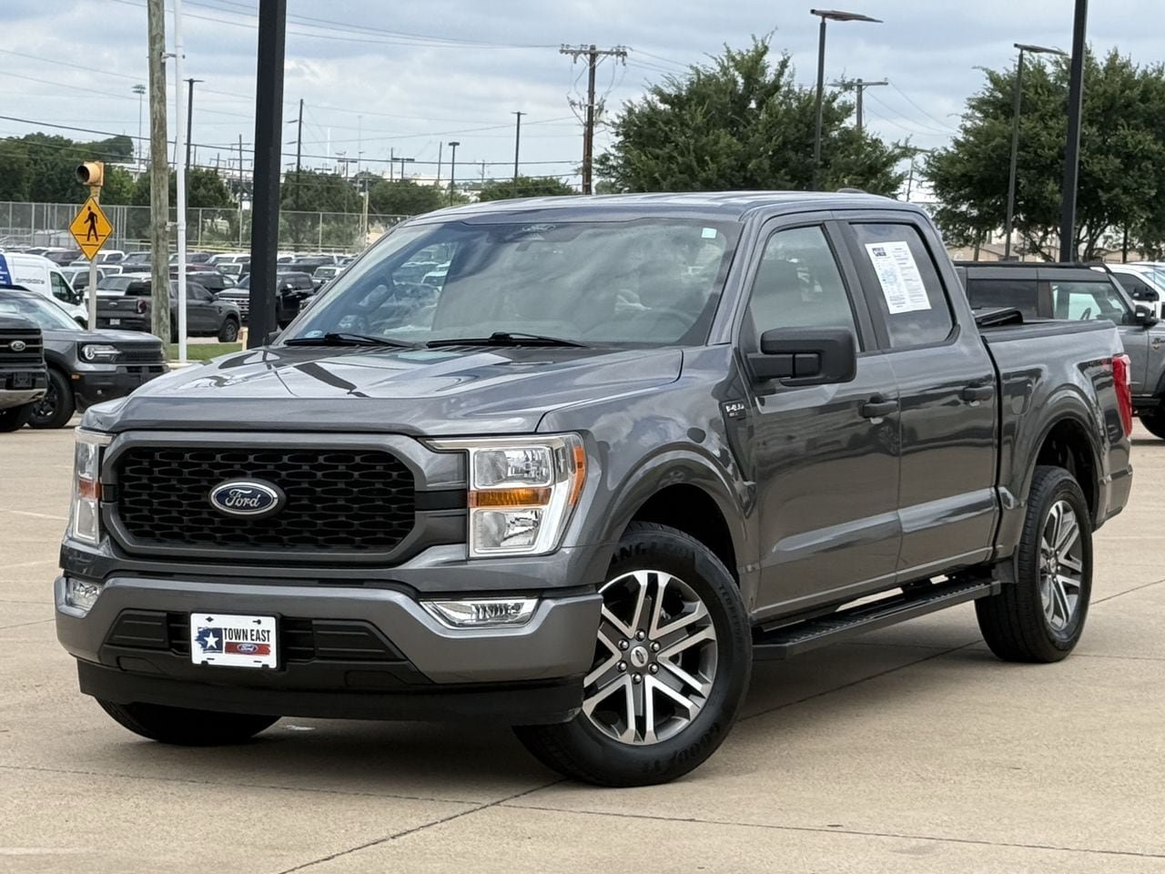 Certified 2022 Ford F150 XL w/ STX Appearance Package RWD image 2