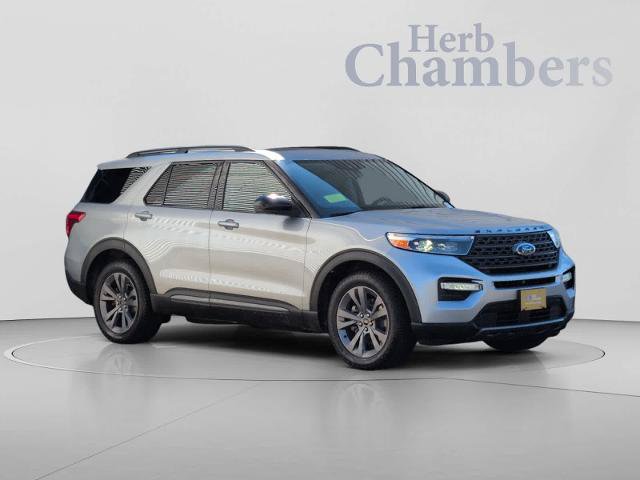 Certified 2022 Ford Explorer XLT w/ Equipment Group 202A