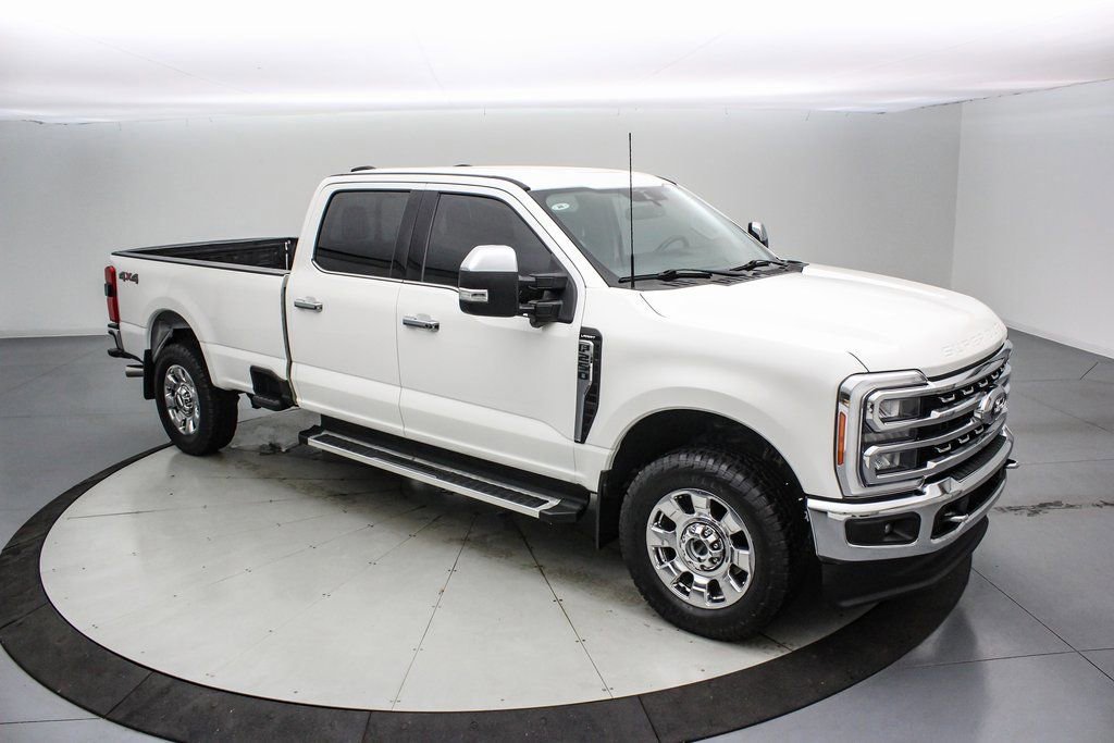 Certified 2023 Ford F250 Lariat w/ Chrome Package image 8