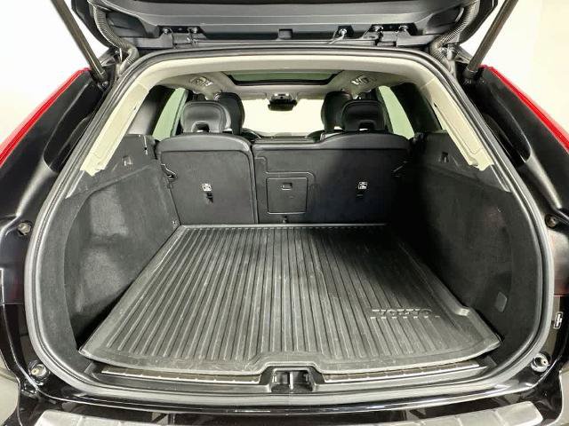 Used 2021 Volvo XC60 T5 Inscription w/ Protection Package Premier FWD image 19