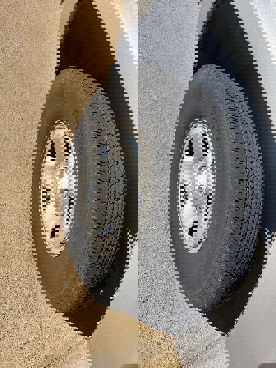 Used 2017 Toyota Tacoma SR image 10