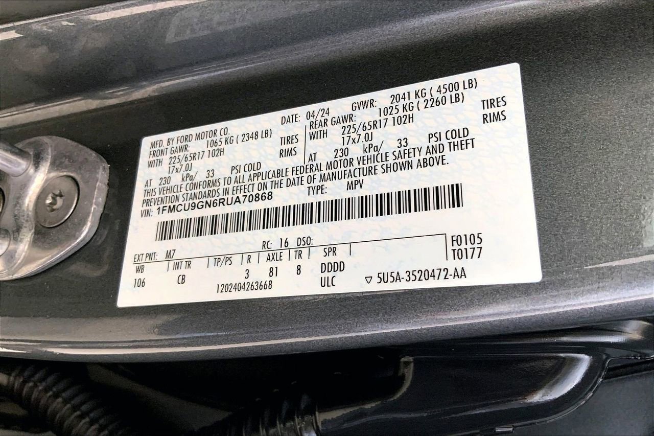 Certified 2024 Ford Escape Active AWD/4WD image 33
