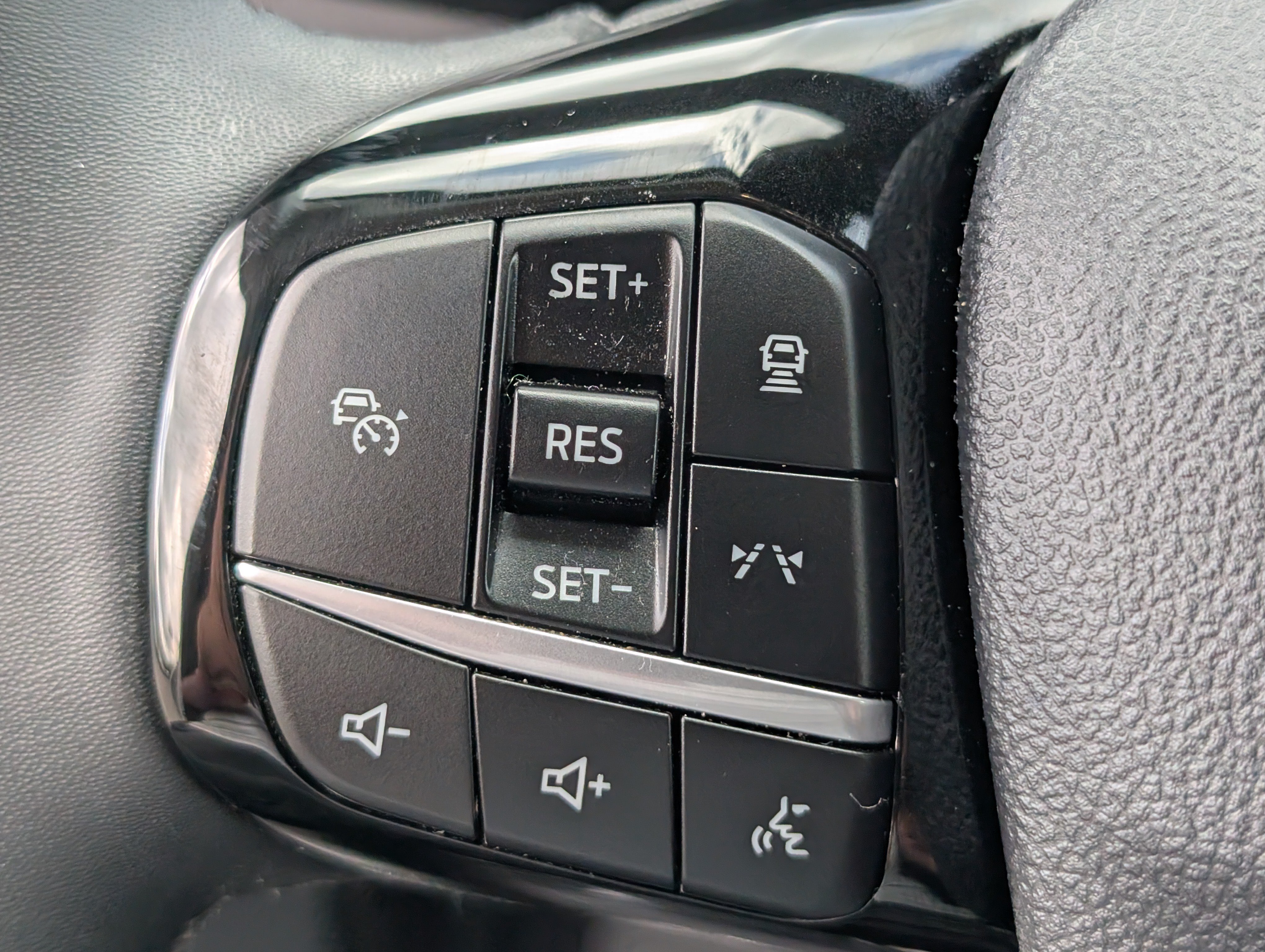 Certified 2023 Ford Escape SE FWD image 19