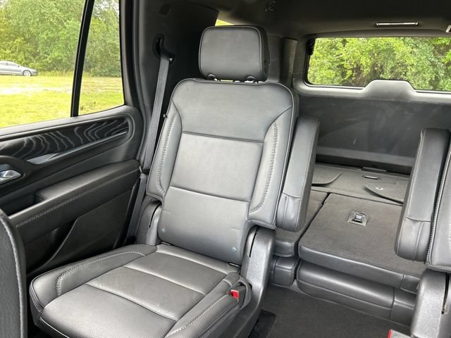 Used 2023 GMC Yukon Denali AWD/4WD image 16