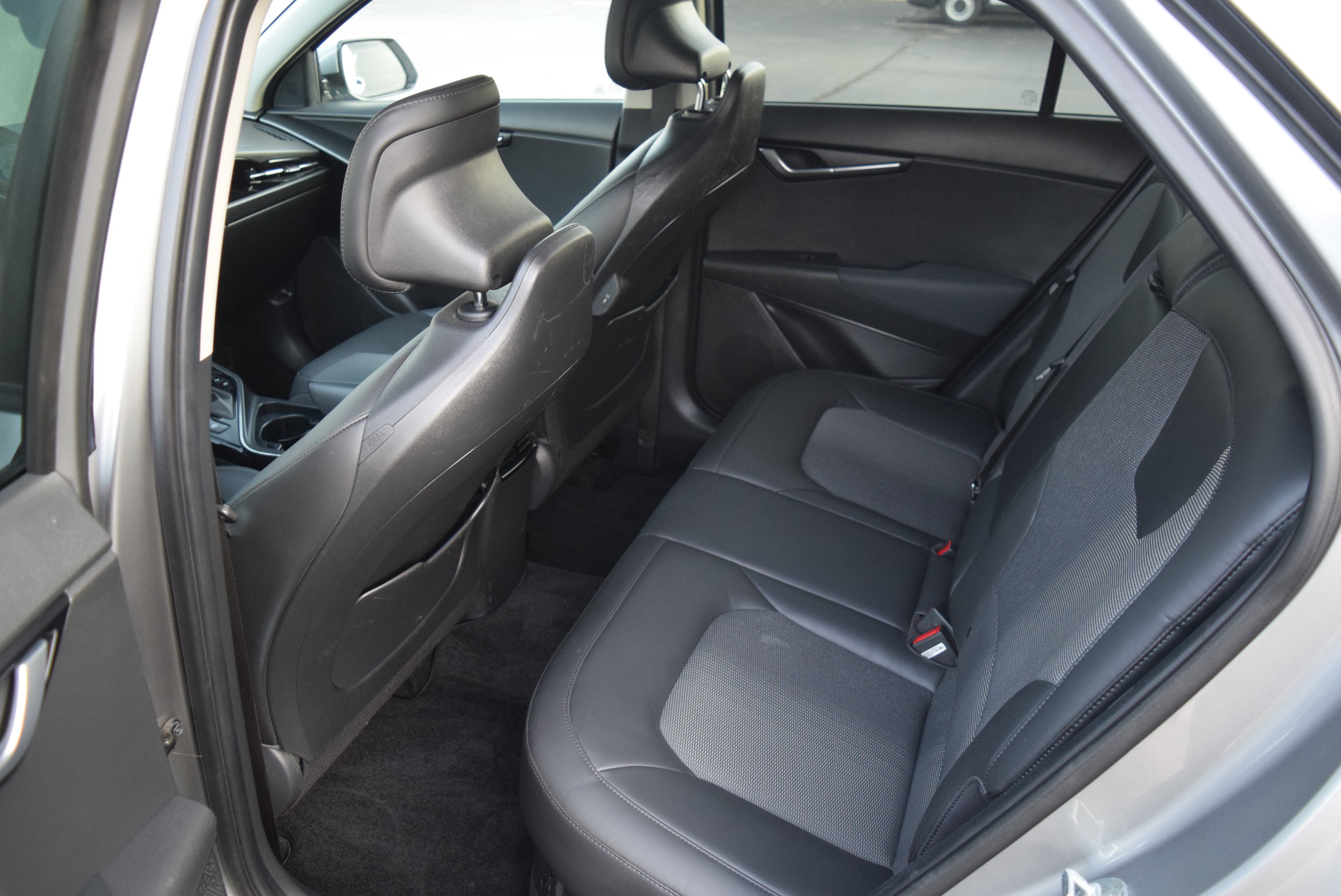 Used 2023 Kia Niro EX Touring FWD image 8