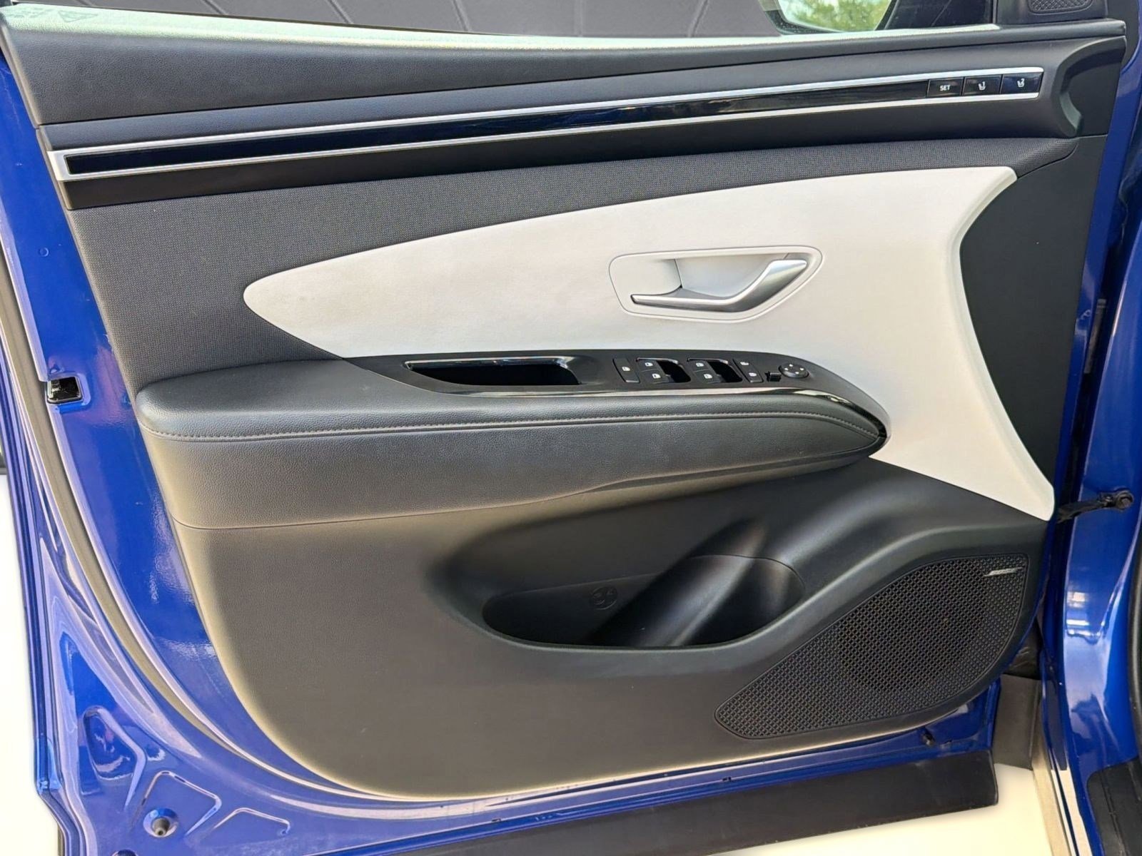 Used 2022 Hyundai Tucson Limited image 12