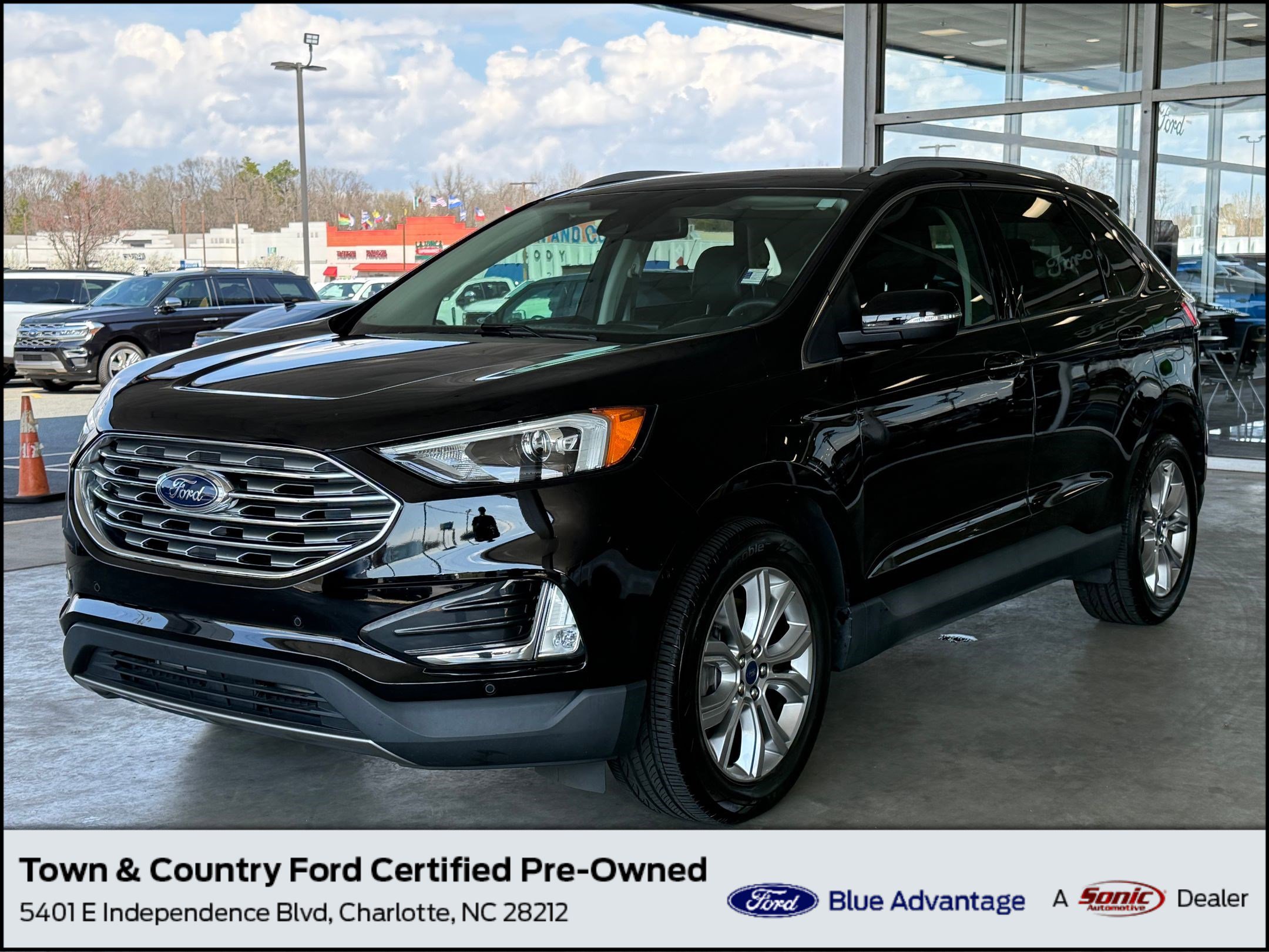 Certified 2022 Ford Edge Titanium w/ Cargo Accessory Package image 1