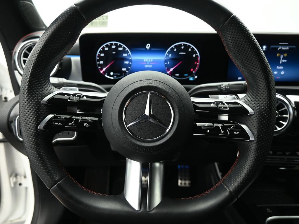 Used 2024 Mercedes-Benz CLA 250 image 38