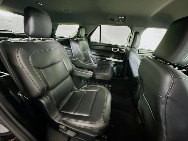 Certified 2024 Ford Explorer XLT w/ Equipment Group 202A AWD/4WD image 34