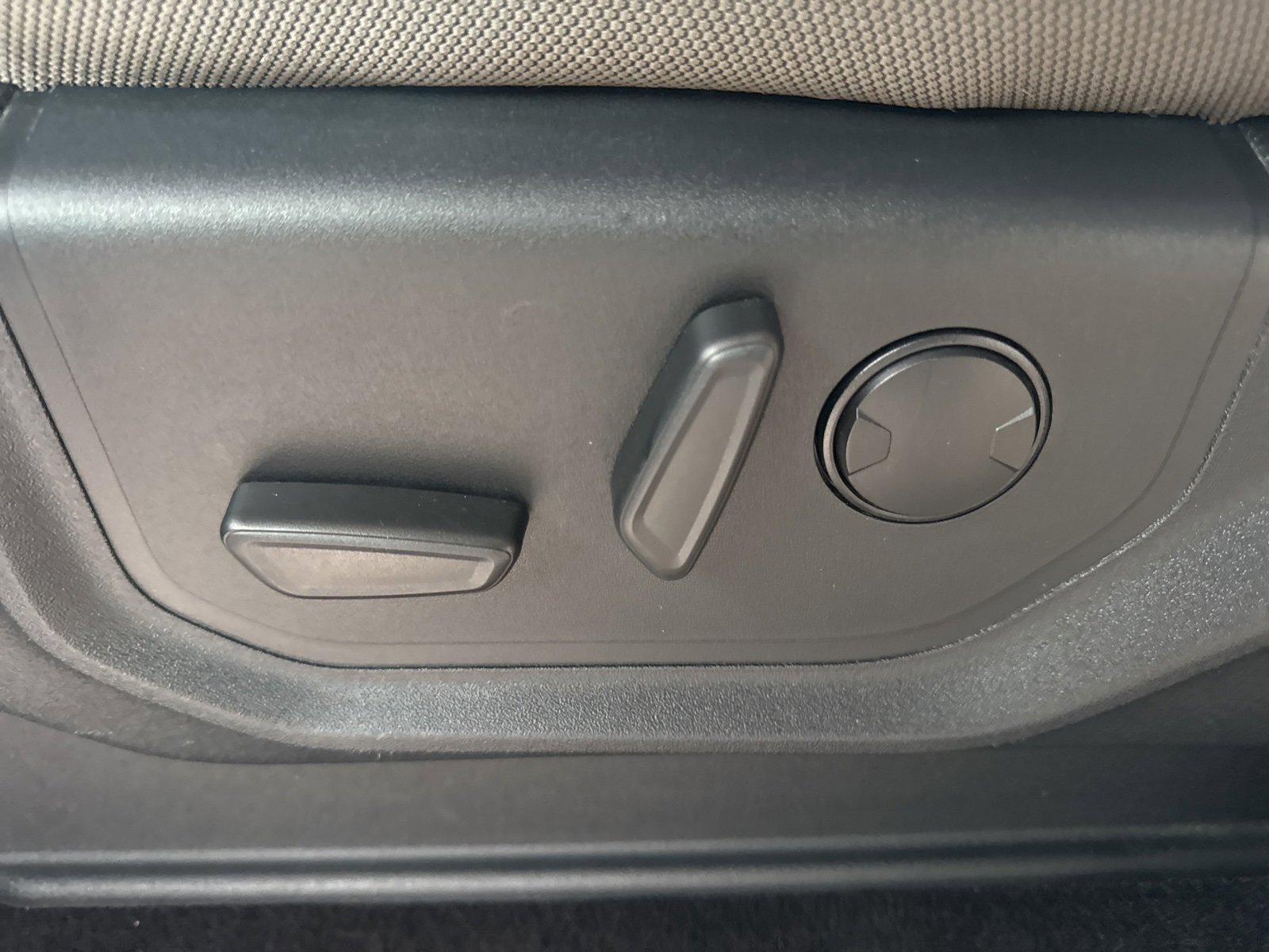 Certified 2019 Ford F150 XLT w/ Equipment Group 302A Luxury image 27