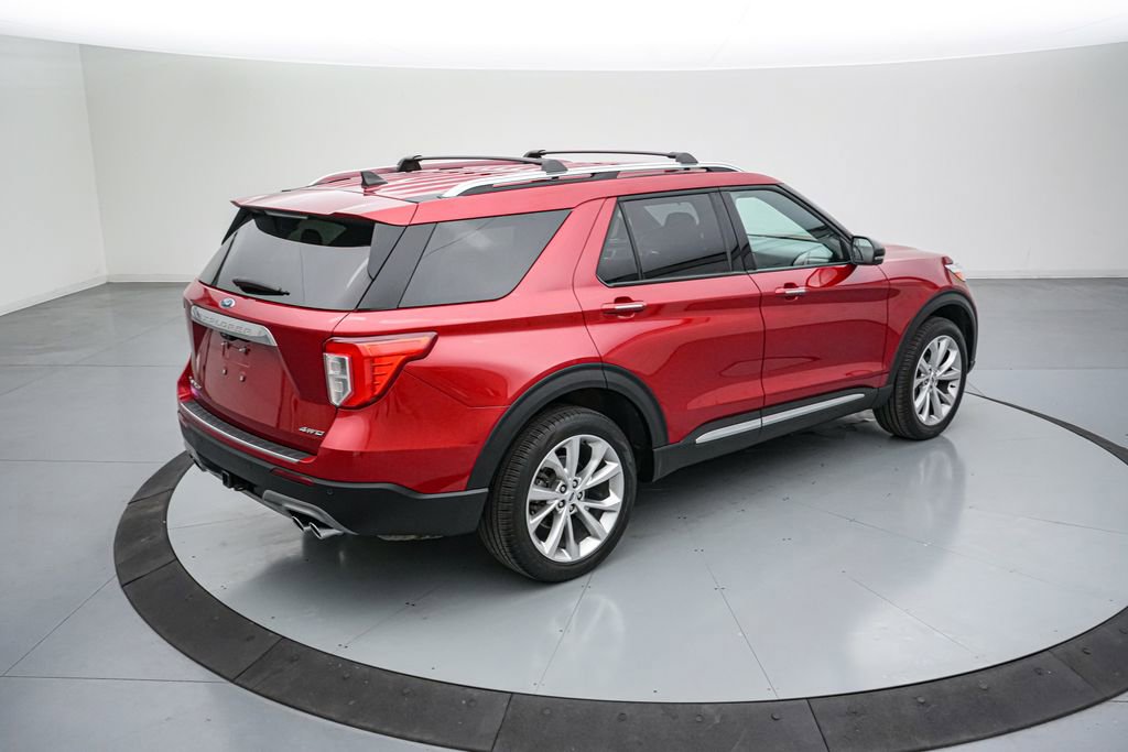 Certified 2023 Ford Explorer Platinum w/ Class IV Trailer Tow Package AWD/4WD image 5