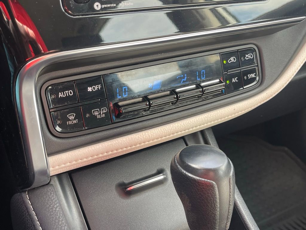 Used 2018 Toyota Corolla iM image 33