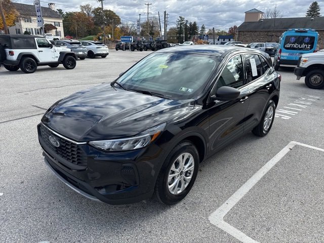Certified 2023 Ford Escape Active image 2