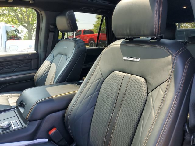 Certified 2024 Ford Expedition Platinum AWD/4WD image 15