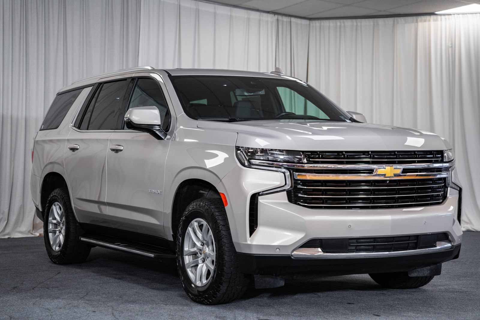 Used 2024 Chevrolet Tahoe LT w/ Luxury Package
