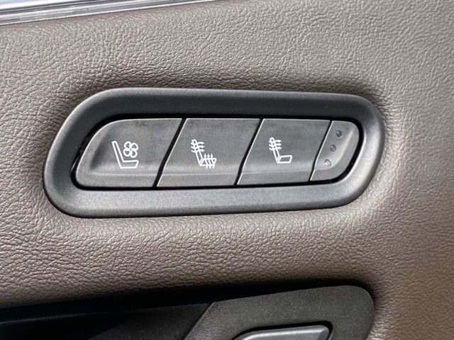 Used 2022 Cadillac Escalade ESV Premium Luxury w/ Performance Package image 22