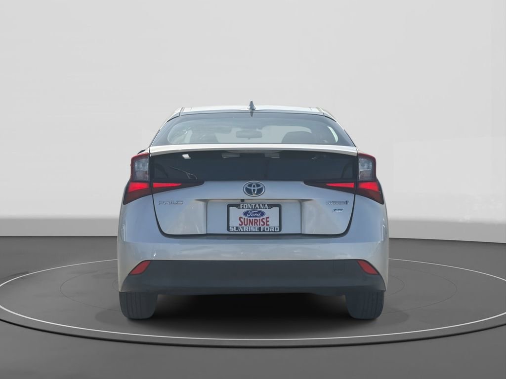 Used 2019 Toyota Prius L Eco w/ Carpet Mat Package FWD image 6