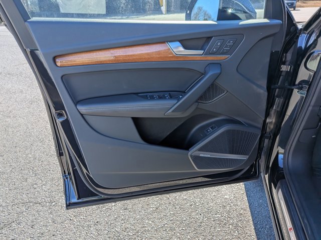 Used 2023 Audi Q5 2.0T Prestige image 12