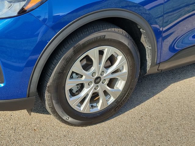 Certified 2023 Ford Escape Active w/ Cold Weather Package FWD image 9