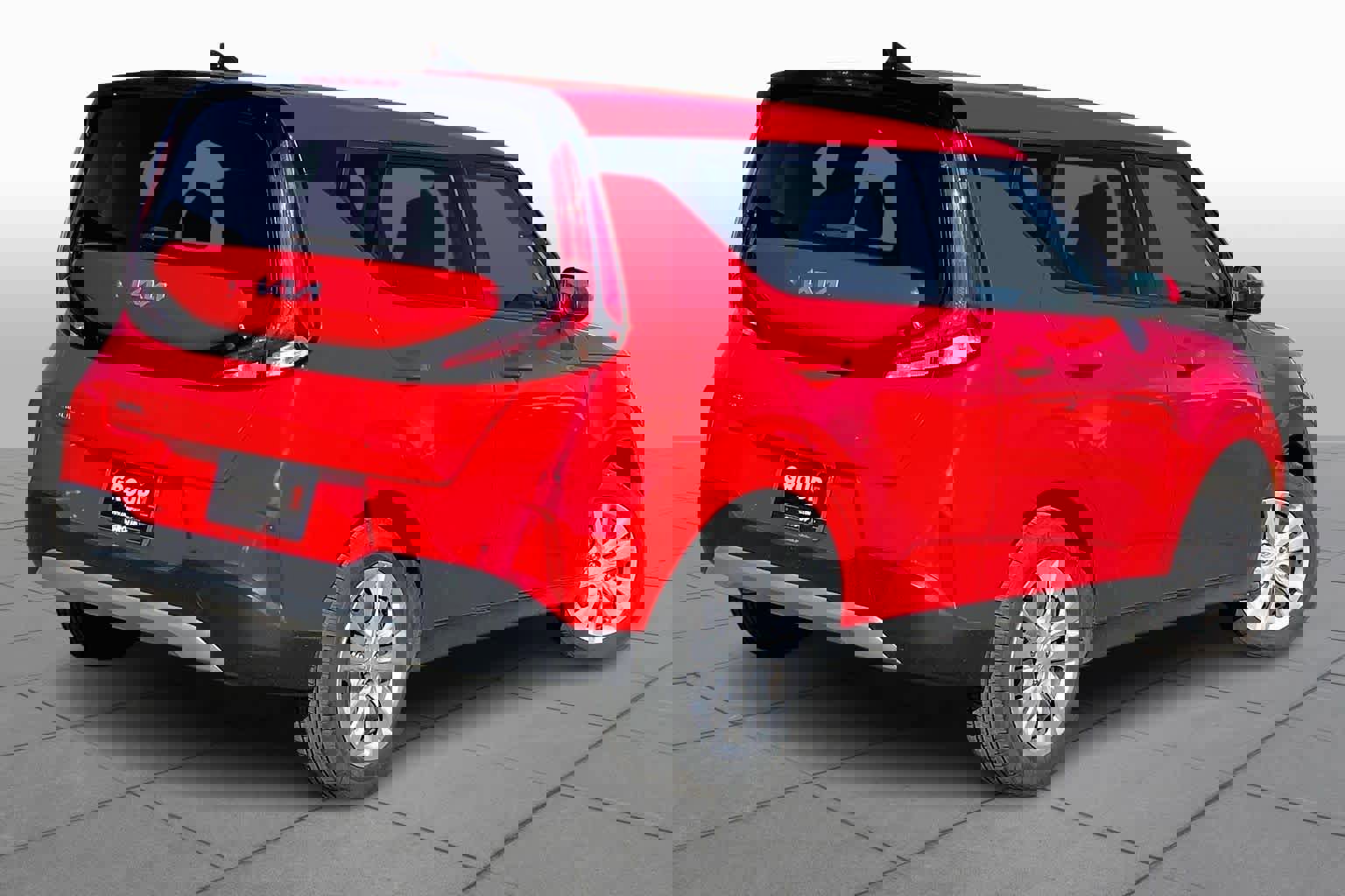 Used 2023 Kia Soul LX image 12