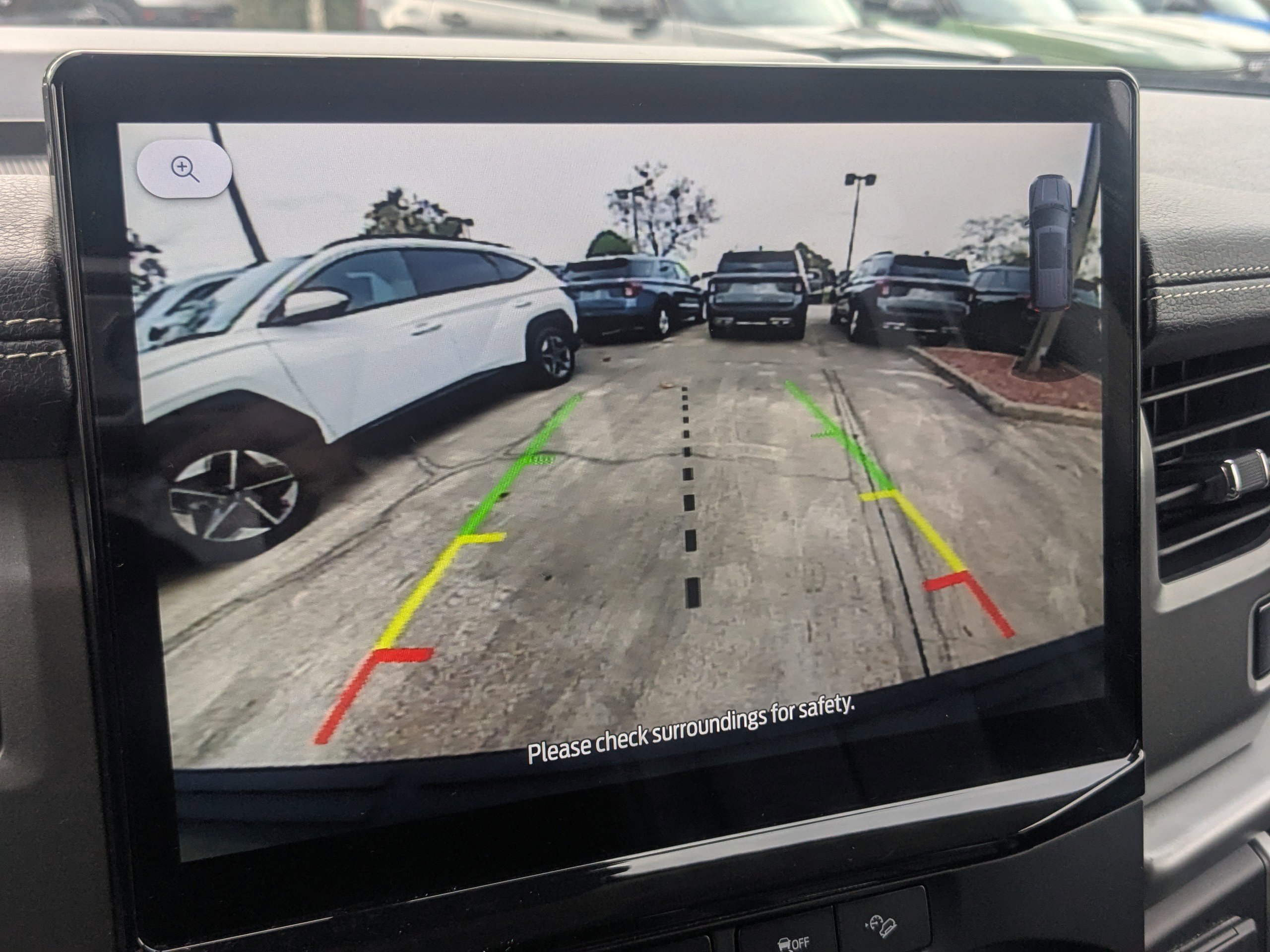 Certified 2024 Ford Expedition XLT image 24